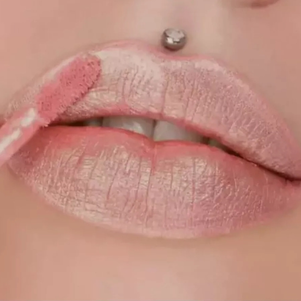 Jeffree Star Velour Liquid Lipstick  Ryland